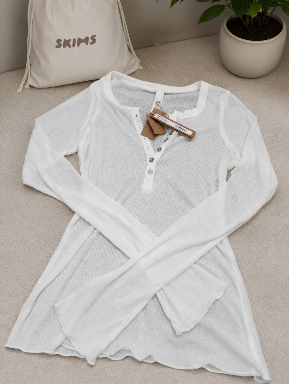 SKIMS NWT Sheer Cotton Long Sleeve Henley SNOW Color Size XXS